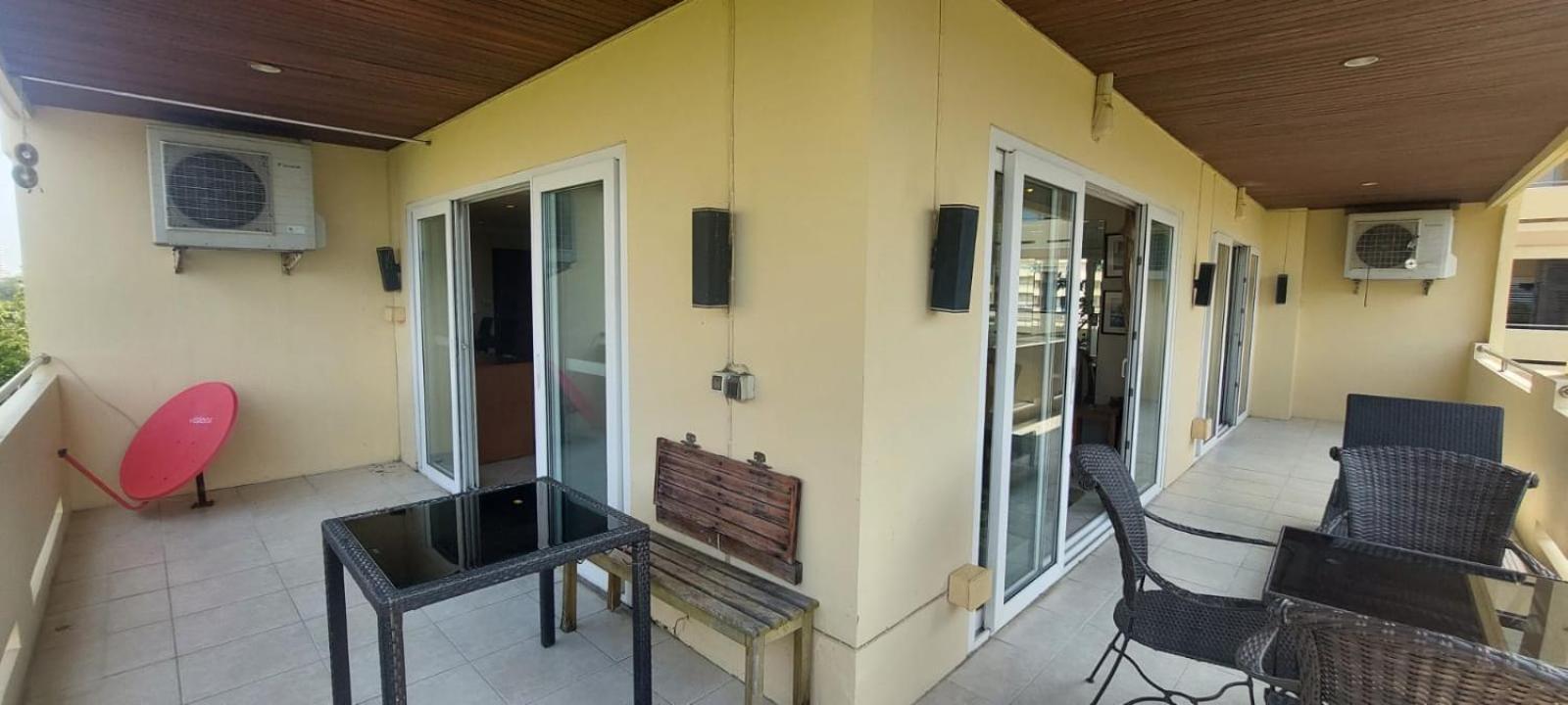 Apartemen View Talay 6 Wongamat